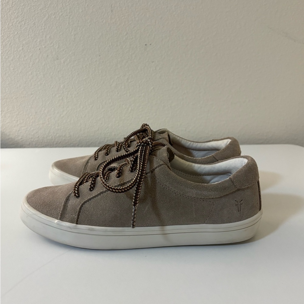 Frye Taupe Suede shoe Sneakers Lace Up Women’s Casual back to school fall